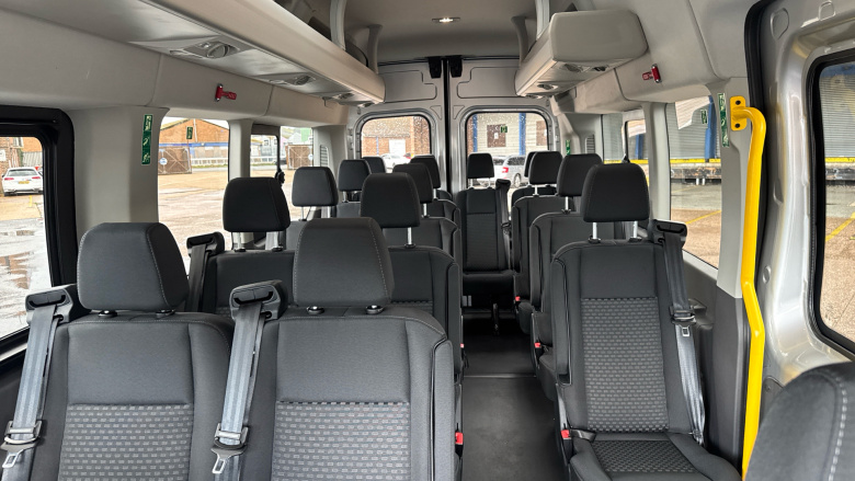 Ford Transit Minibus Transit 460 L4 Minibus Diesel Rwd 2.0 EcoBlue 165ps H3 17 Seater Trend Auto [Nav]